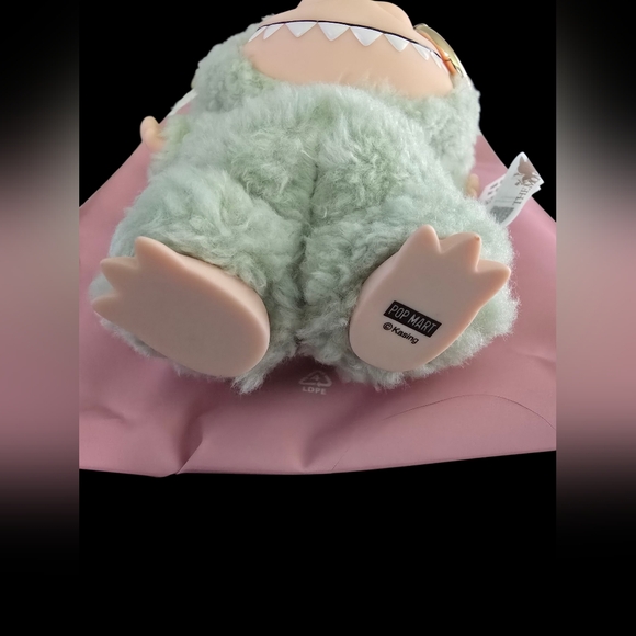 AUTHENTIC Exciting Macaron Vinyl Face Green Grape LABUBU With DUSTBAG POPMART - Picture 10 of 10